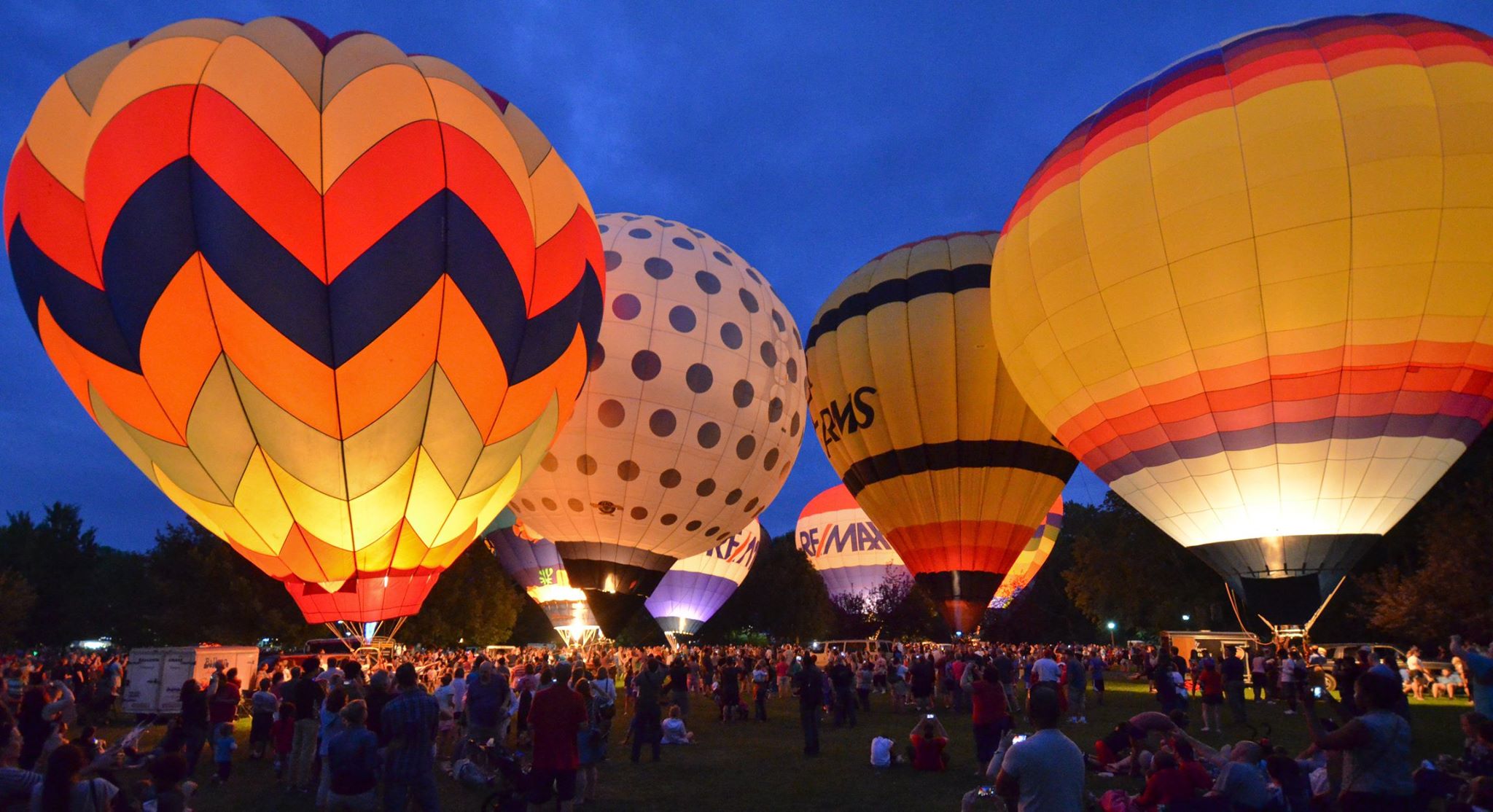 balloon glow