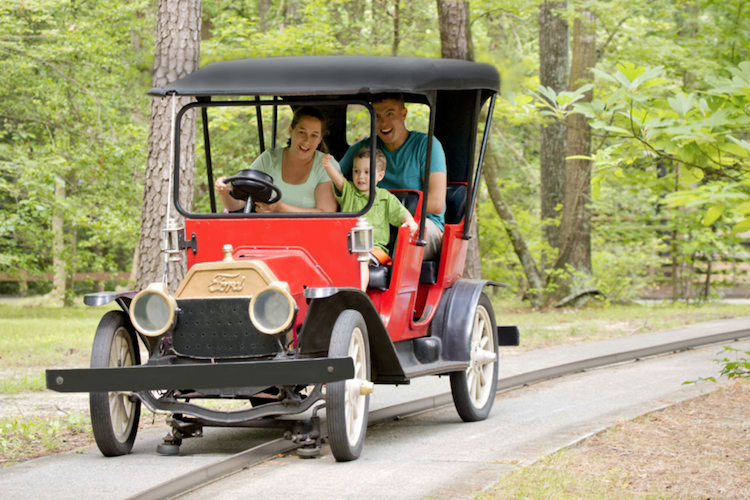 Antique Car Ride Returns to Kings Island in 2019! - Southwest Ohio