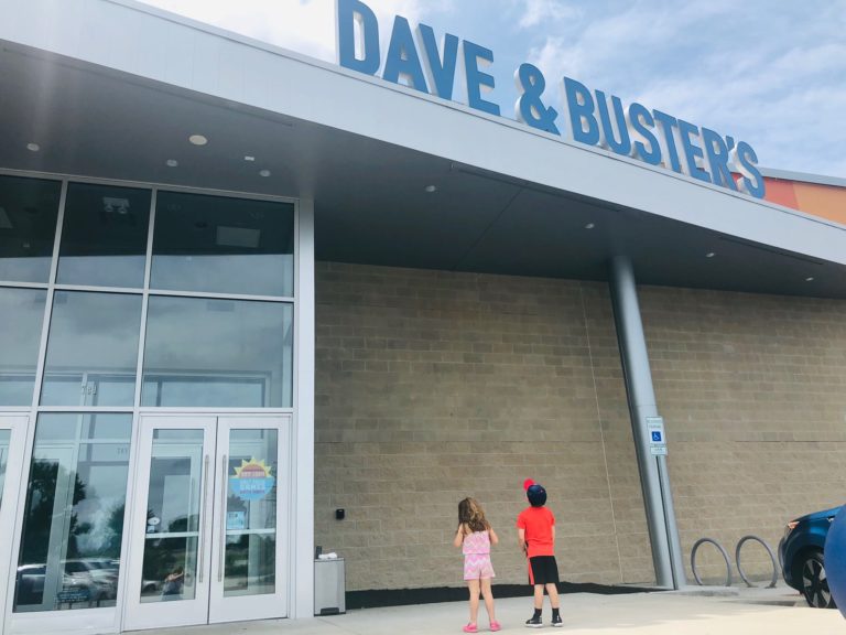 Dave & Buster's