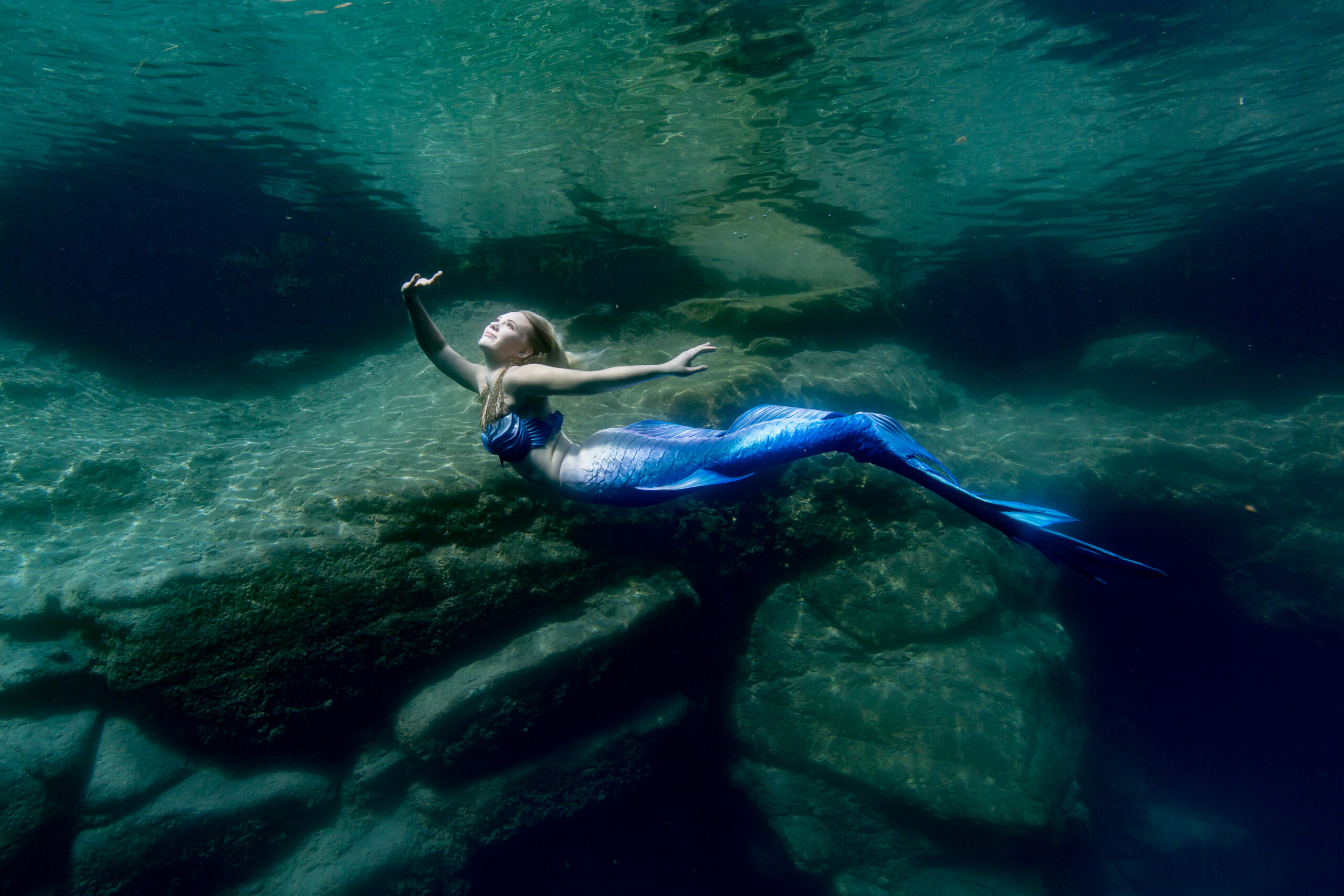 Mermaids Return to Newport Aquarium