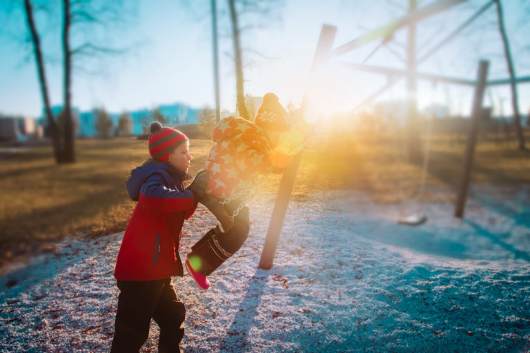 10 Outdoor Attractions in Cincinnati Perfect for Exploring this Winter Pandemic friendly winter fun!