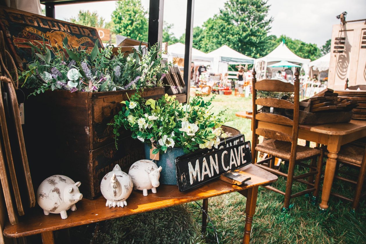 Charm at the Farm Vintage Market August 2022 Southwest Ohio Parent