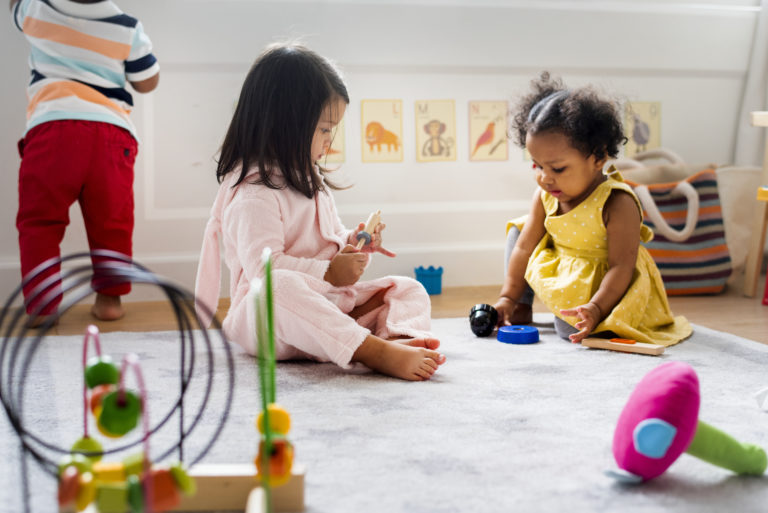 Tips for Attending or Hosting a Playdate Timely tips for making playdates a blast for everyone. 