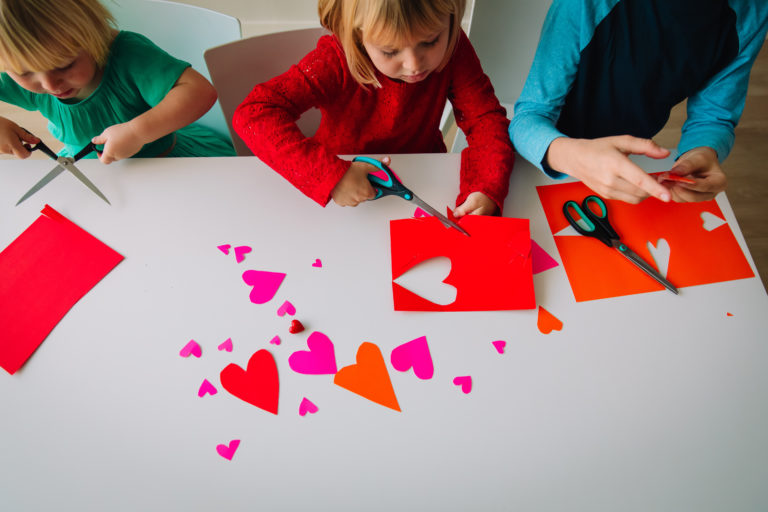 8 Valentine’s Day Crafts for Kids