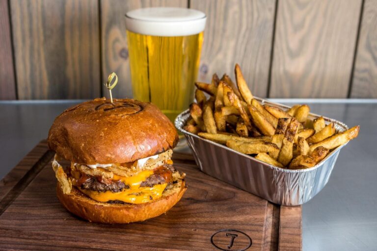 Cincinnati Burger Week Returns July 10-16 Enjoy $7 burgers at over 100 restaurants throughout the week