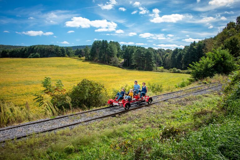 Ride the Rails in Bluegrass, Kentucky through Thoroughbred Farms, Cliffs and the Kentucky River