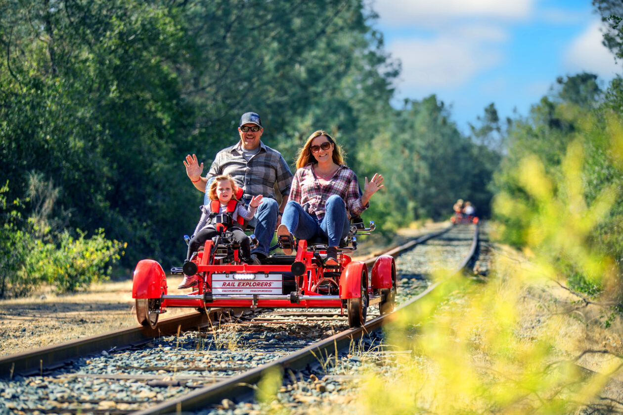 Kentucky Train Rides Ride the Rails in Bluegrass, Kentucky