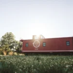 Hideaway_on_the_hocking_summer_caboose-113-1360×900.jpg