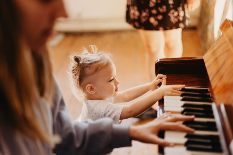 Introducing Tunes to Tots