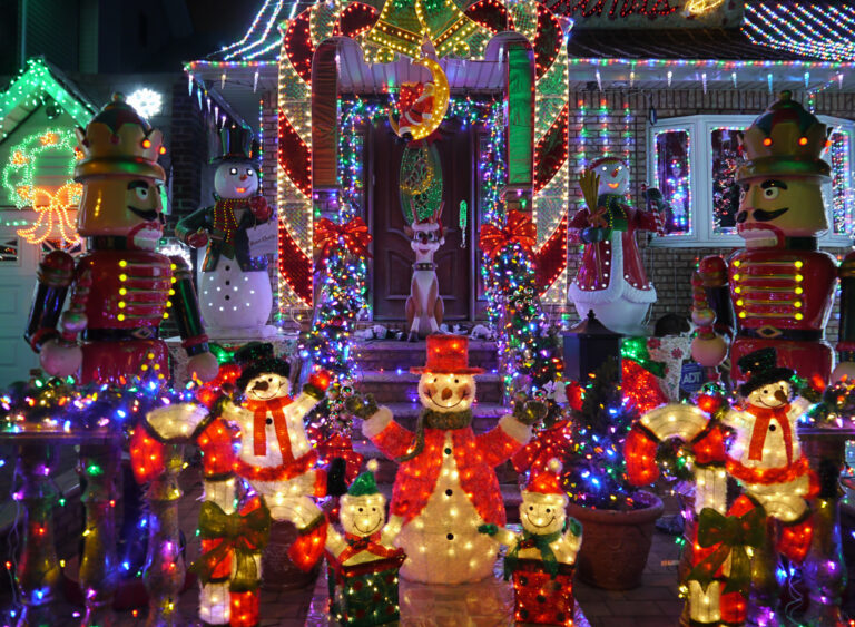 75 Must-See House Christmas Lights Around Cincinnati