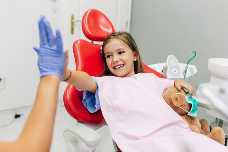 Managing Distress at the Dentist Dentist visits can fill some kids with dread. Here’s how to make the experience less scary. 