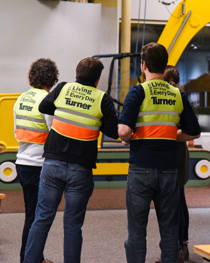 488183900_1121150760052663_3055535417143124325_n 488183900_1121150760052663_3055535417143124325_n