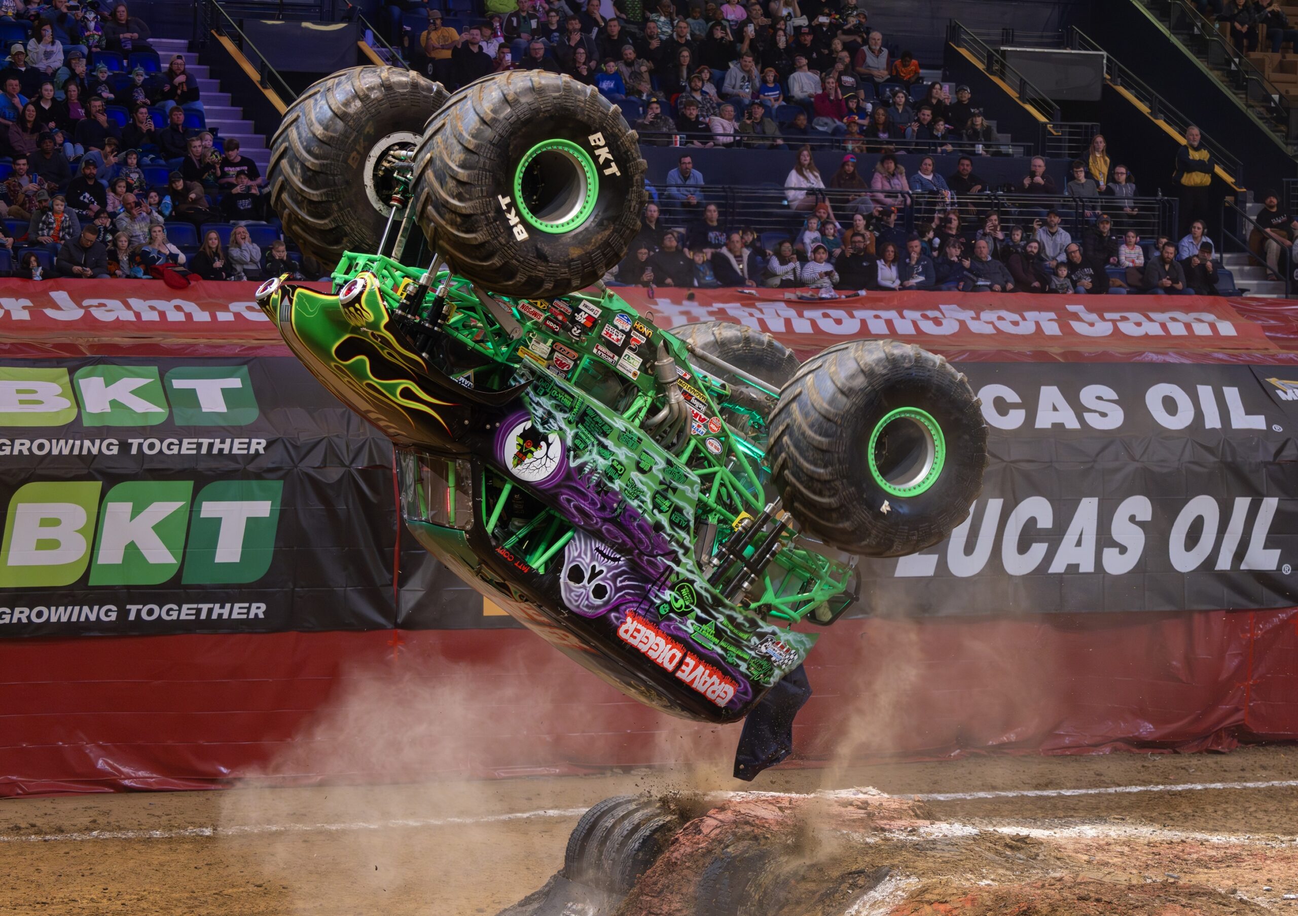 Spotlight - Grave Digger