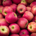 organic apples for sale at farmers market