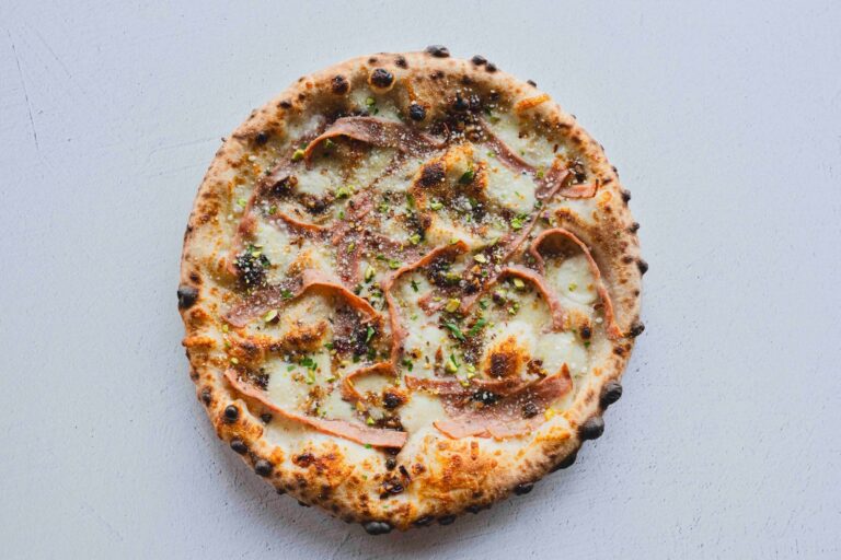 Little Foodies: Old Scratch Pizza