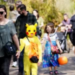 75649176007-hall-zo-oween-33309